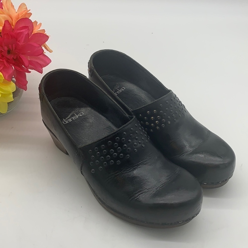 Dansko Black Studded Clogs Sz 38. DAN0207A - Picture 1 of 8